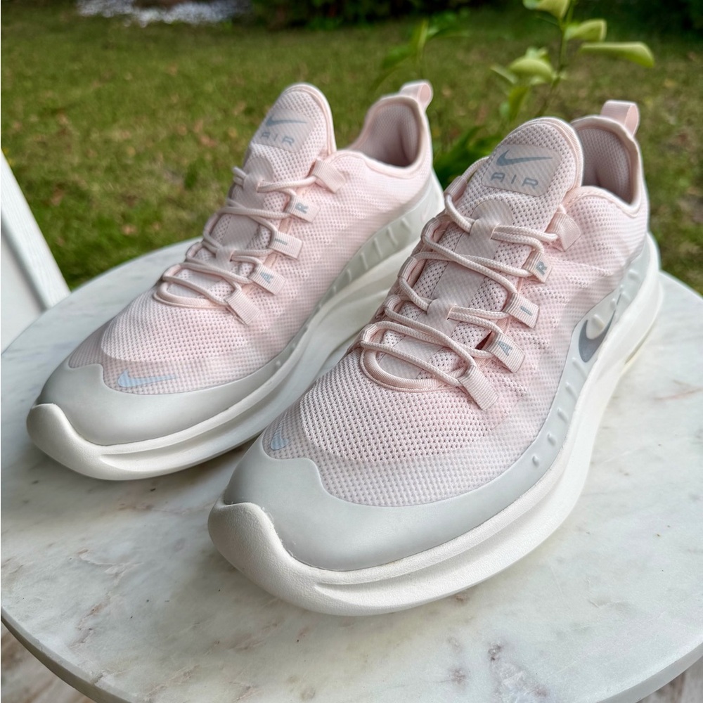 Nike 🌸Air Max Comfy day 🌸Brand New 🌸Women's Light Pink and Gray Sneakers